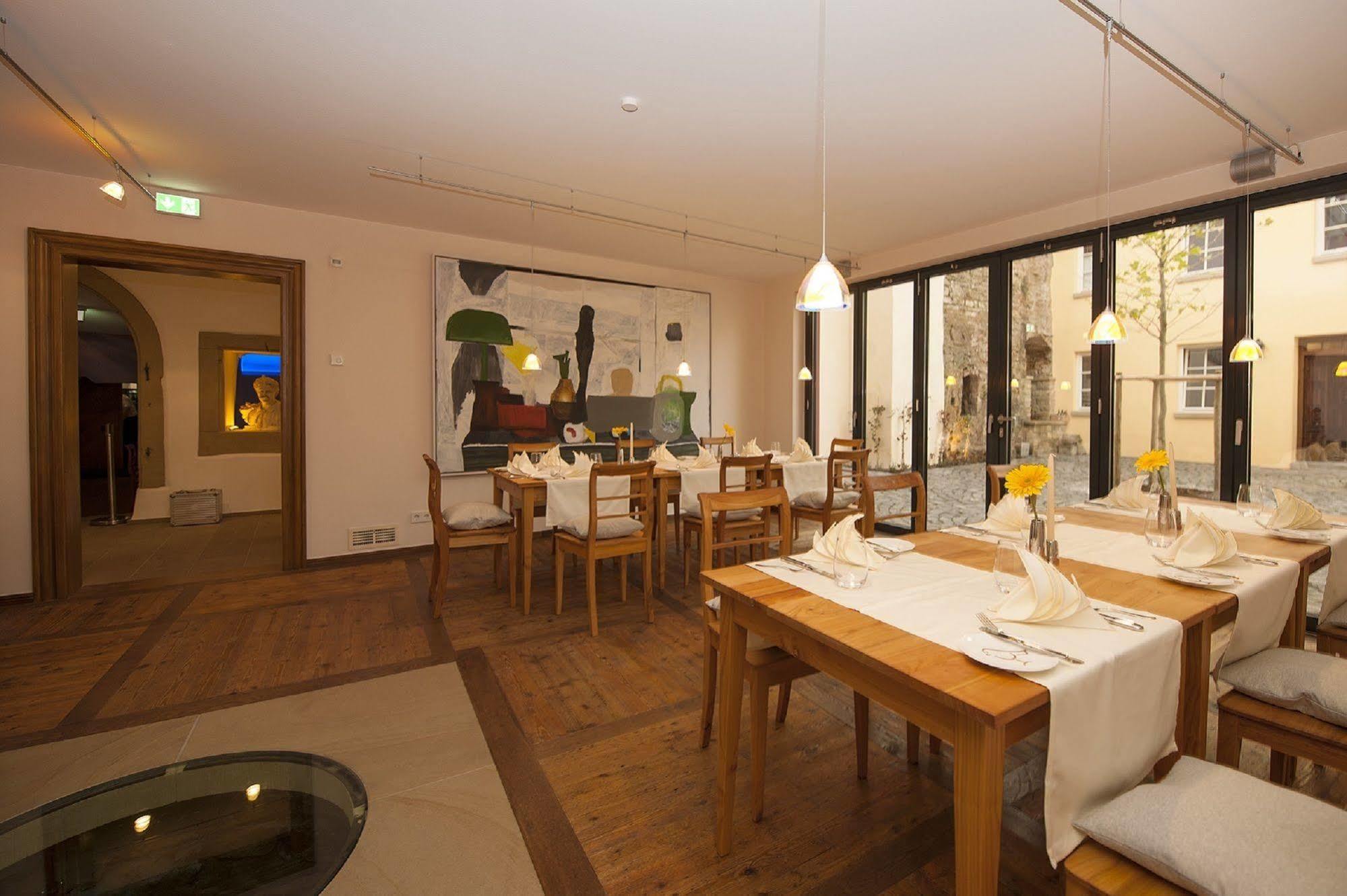 Romantik Hotel Meisenheimer Hof Ngoại thất bức ảnh